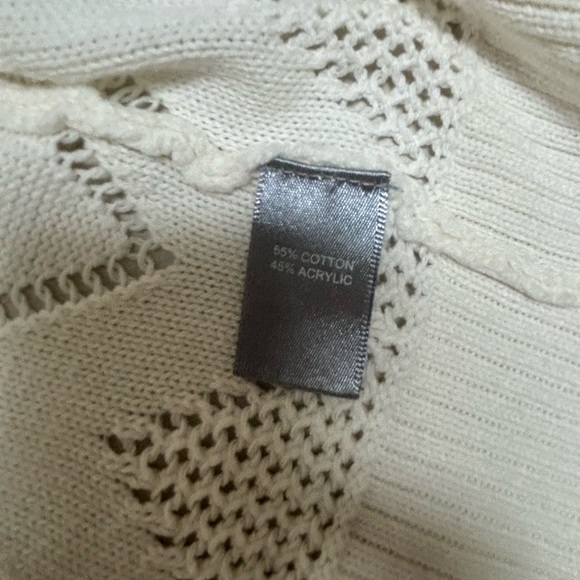 Cream crochet knit cardigan size small. - Picture 6 of 6